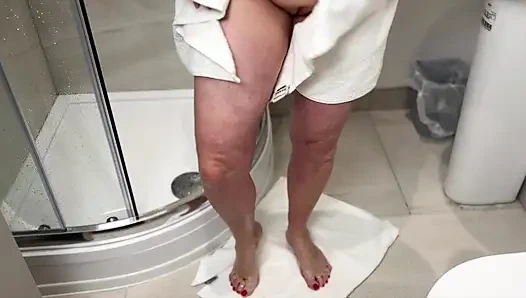 Mrs Mature Feet and her Shiny Nylon Slip 389