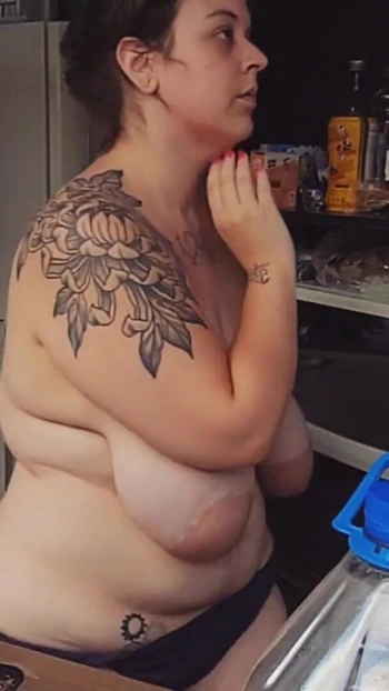 Emotional moment from "Finally caught my neighbor fully naked"