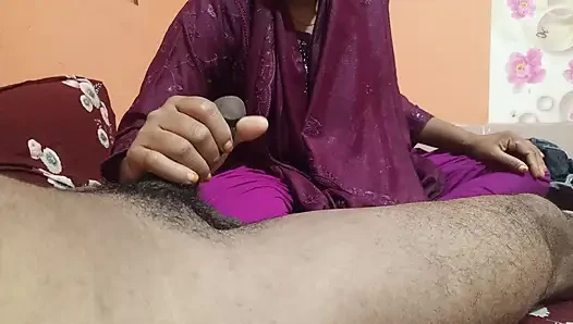 Bangladeşli kadın kayınbiraderi'nin penisini emiyor