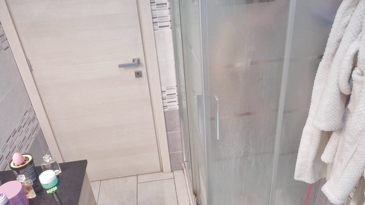Hot in the shower and all wet sexy