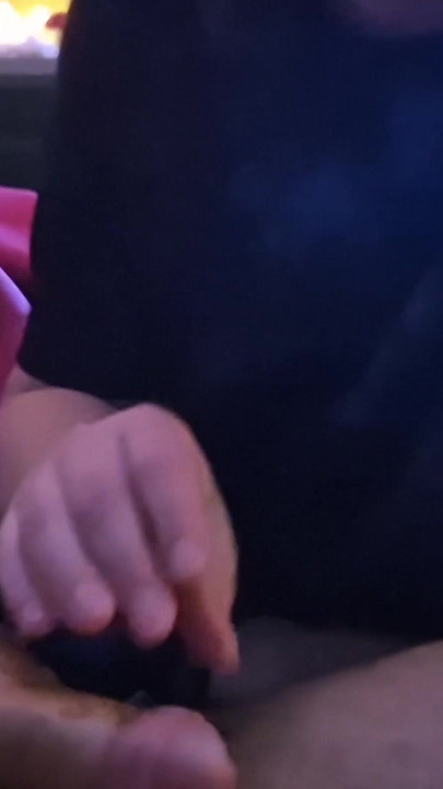 Casual wank led to cum in her mouth | Clip 1