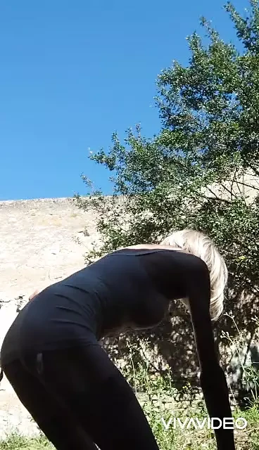 Shemale outdoor