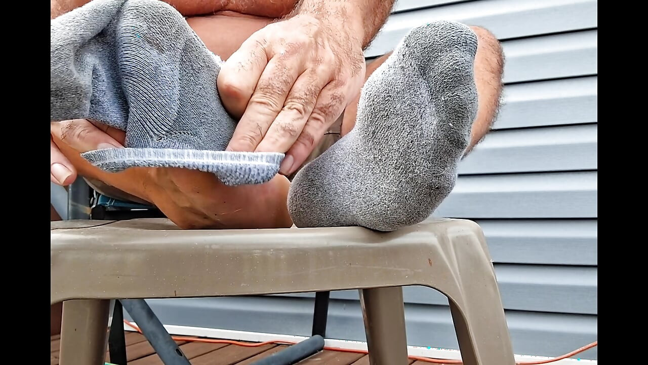 Socks on or socks off?