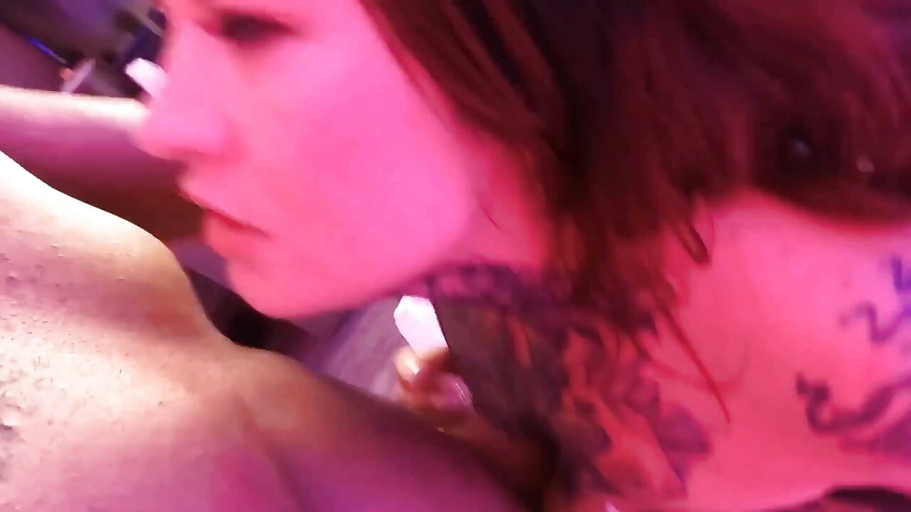 Sabien Demonia and Finny Fox Fuck in Miami
