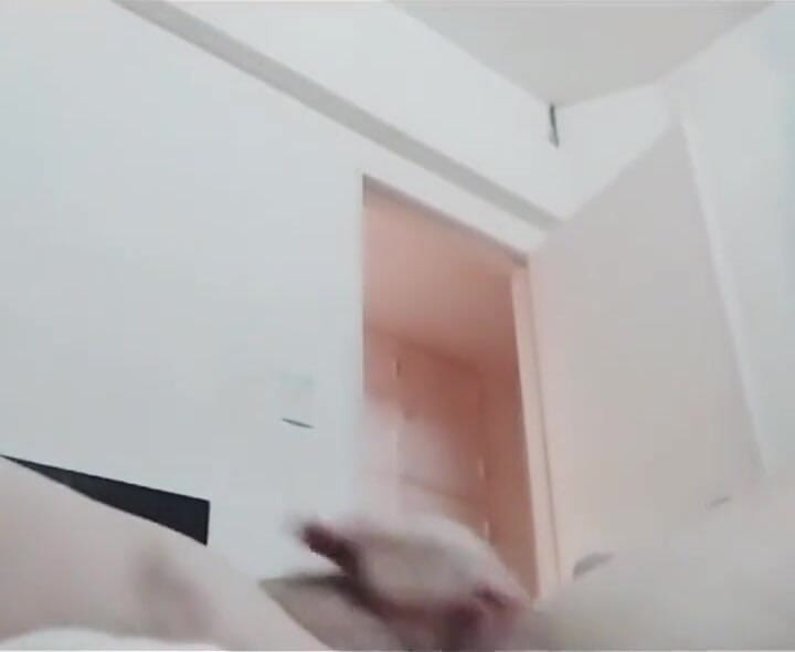 Red-haired Double Amputee Masturbating