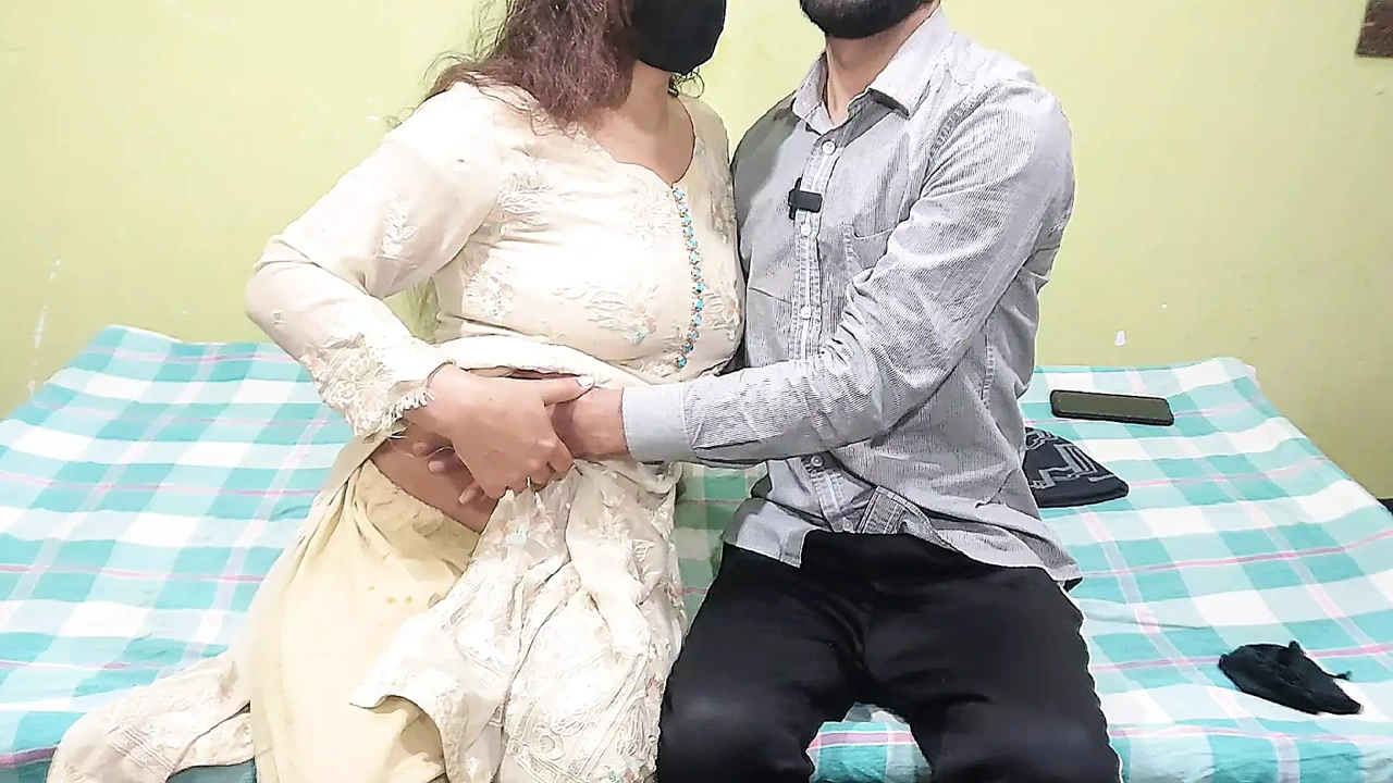 Indian Horny Couple Romantic Sex, Cowgirl with clear Hindi Audio