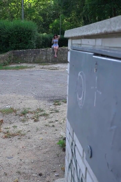 Public Agent - Esluna Will Suck Cock for a Tattoo