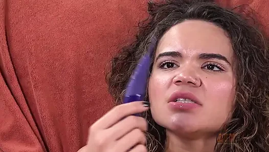 Naudi nala kremsi kalın dildo yolculuğu + şişmiş klitoris üzerinde vibratör - sulu egzotik solo