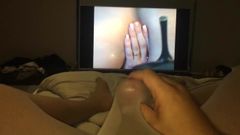 Pantyhose masturbation watching Xhamster