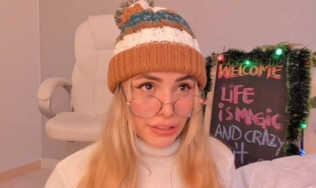 Camgirl AntoniaSavatto