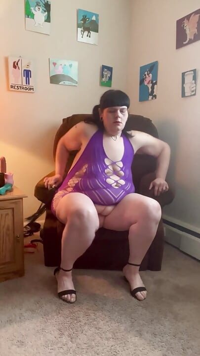 Squirts all over