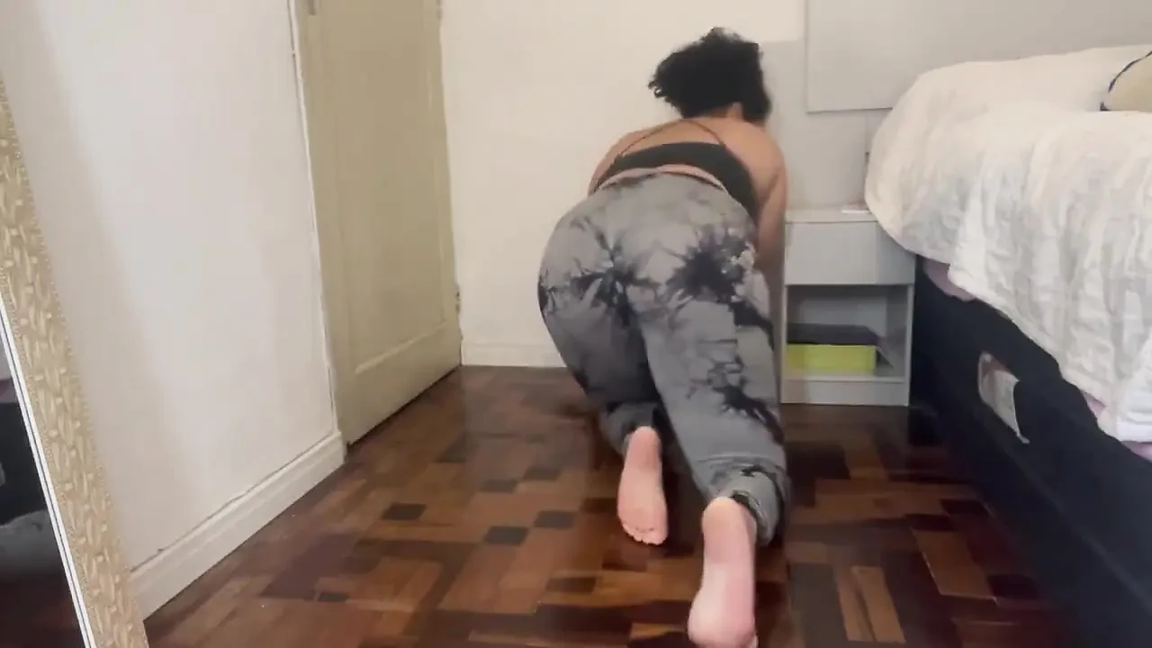 Cutiepiie Curvy – Yoga Positions to Fart