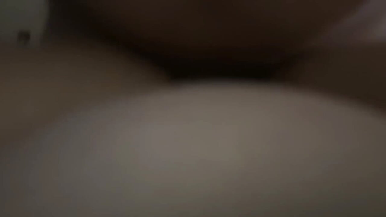 Büyük memeli sürtük orta yaşlı seksi kadın sikiliyor