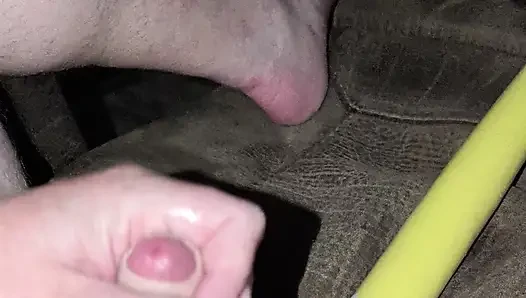 Wiffle sopası beni dolduruyor ve deliğimi genişletiyor