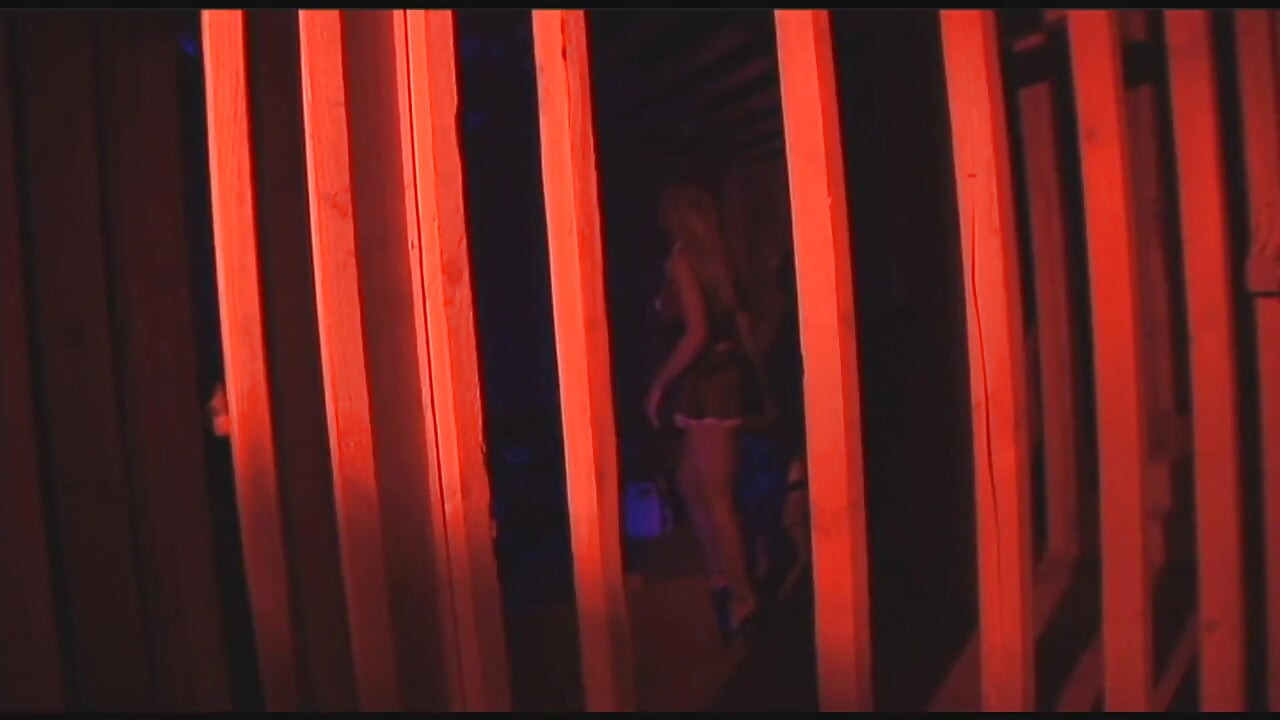 요거트로 가득 찬 음란한 십대 날치기의 긴 따먹기