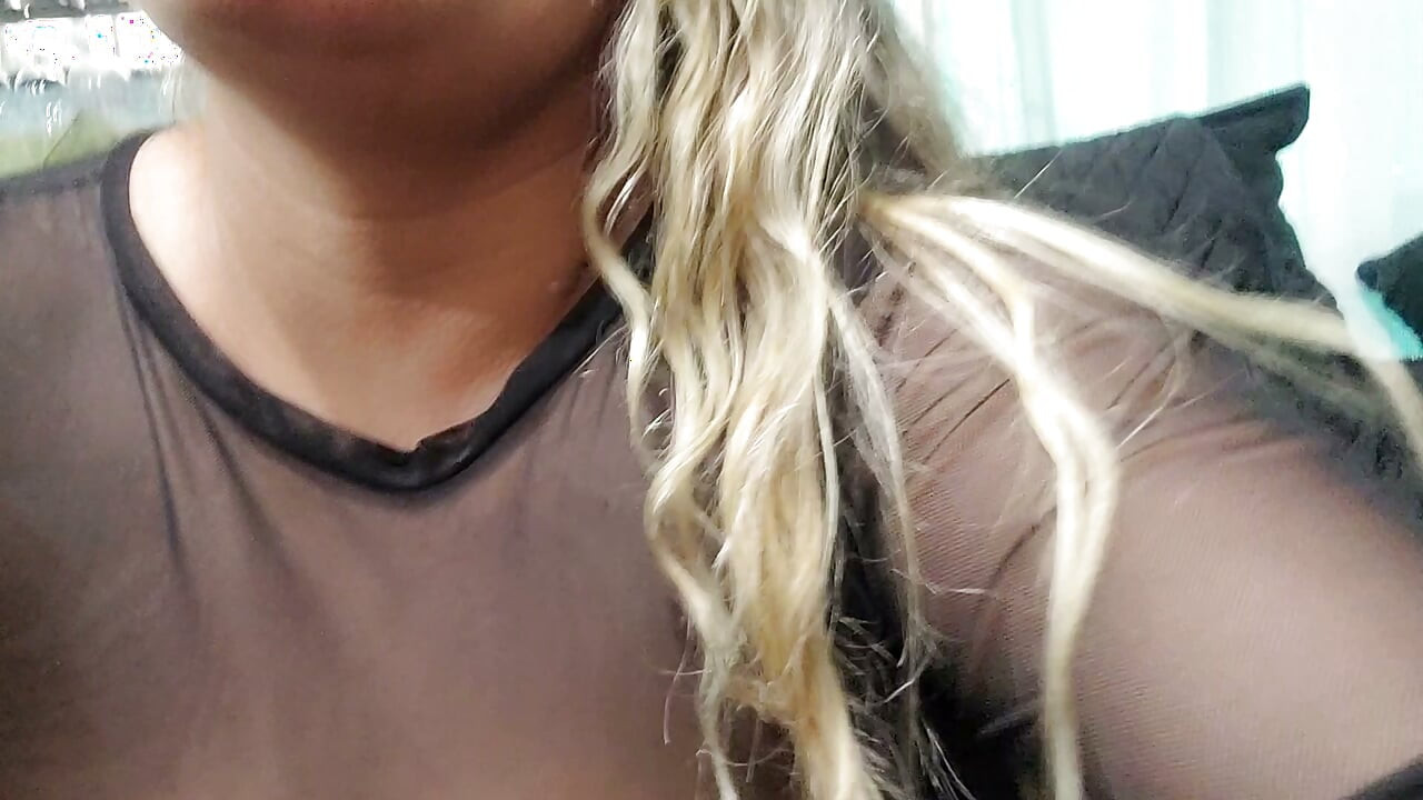 Shaking Her Ass for Papa