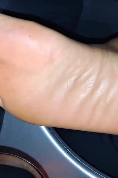 Toe Sucking Feet Date with Nikki