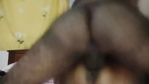 Kocam kara deliğimi sikmeye çalışıyor - sri lanka