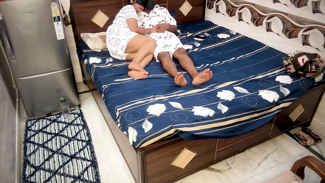 Quente indiana meia-irmã nua em all night sex - selvagem indiana Bahen Chudai 4K