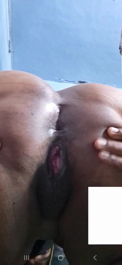 Aunty play pussy and boobs | Clip 2