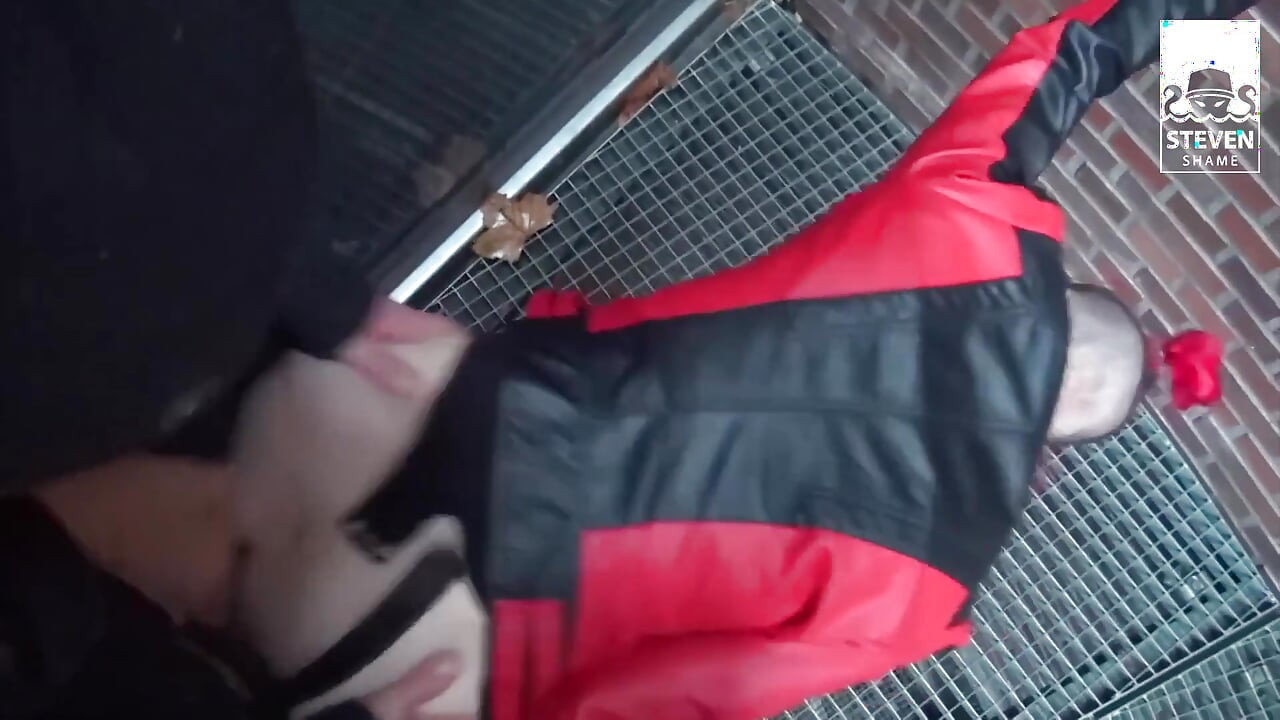 Hook up with skinny bitch: two guys share redhead