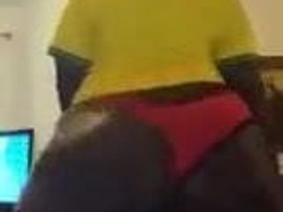 Jamaican fat arse twerking