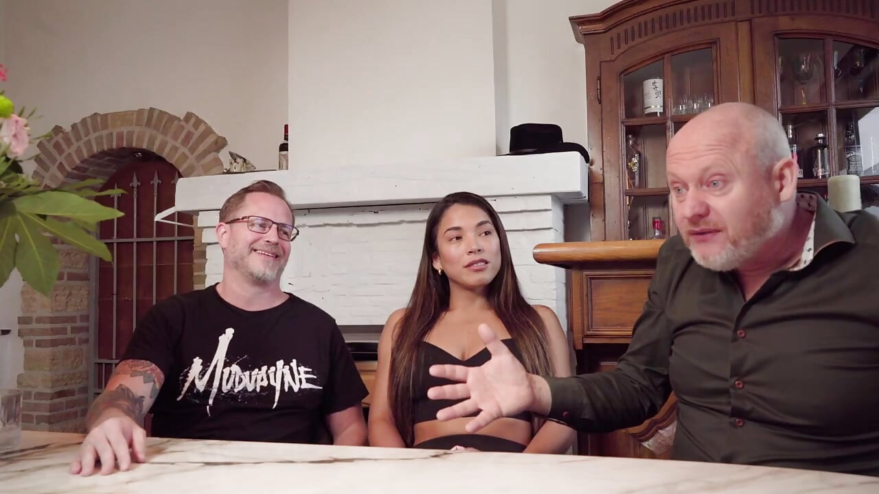 Wings & Claws: Paul Part 3 - Private Life, Confidence Issues & What Happened on the Sofa