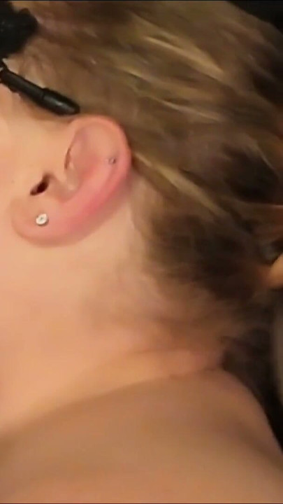 Sorority girl giving oral to my college roommate boyfriend on film real homemade | Clip 1