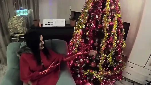 Santa's Horny Slut MILF Blowjob, Doggystyle & Cum on Gloves & Red Coat