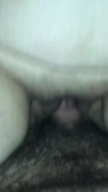 Emotivní okamžik z porno videa "pomalý péro ubližuje zralé ženě"