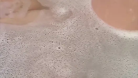 Creampie wajah - Lesbian saling menyemprotkan! (menyemprotkan)