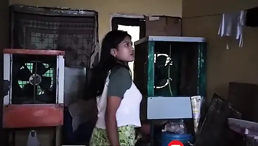 Arkadaşımın üvey kız kardeşini yan odadayken siktim