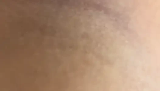 Nordöstlich, böse freundin liebt es, meinen schwanz gegen ihre muschi zu reiben.