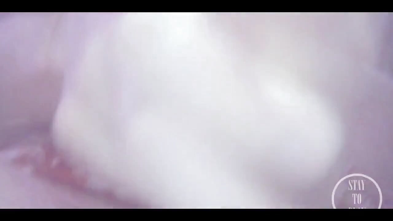 Big underwater Cumshot in the Bathub!