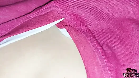 Kız arkadaşım beni ziyaret ediyor ve kıllı amını kaydetmeme izin veriyor