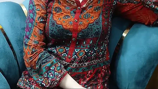 Üvey anne otel odasında sikişiyor küçük üvey oğul üvey anne yatak üvey oğlunu paylaşıyor sonraki seks hikayesi 2026 xxx