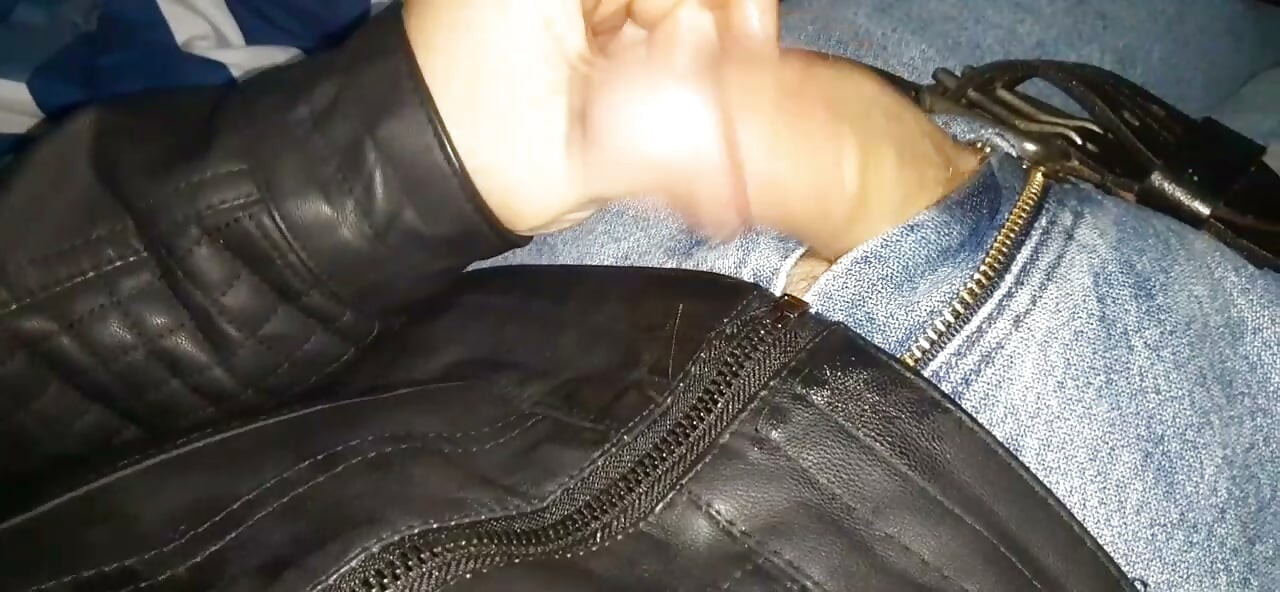 Solo edging em cabedal novo