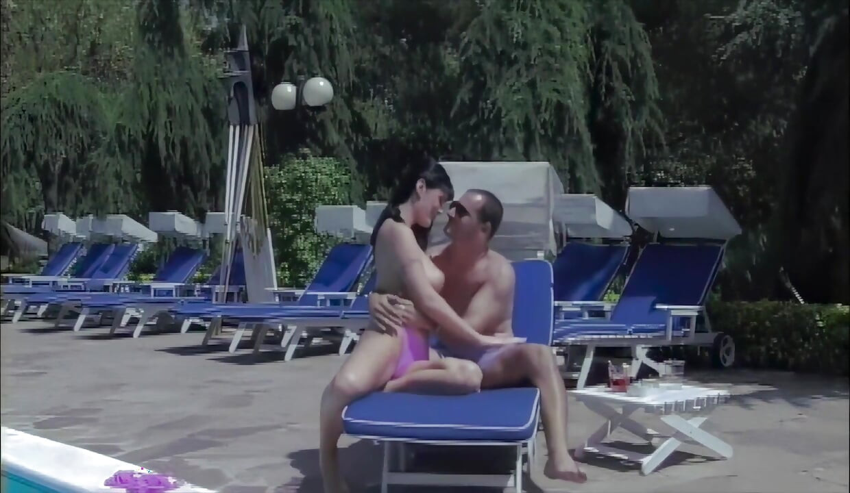 Getting Screwed on the Poolside Sunbed