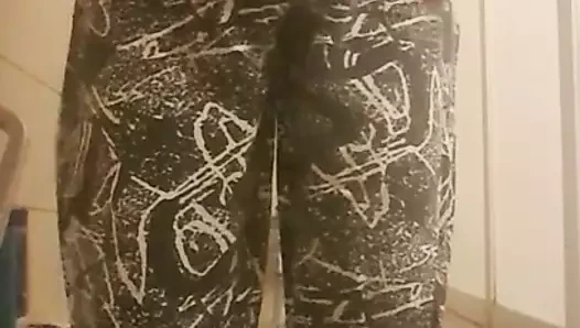 Koşu pantolonunu ıslatma