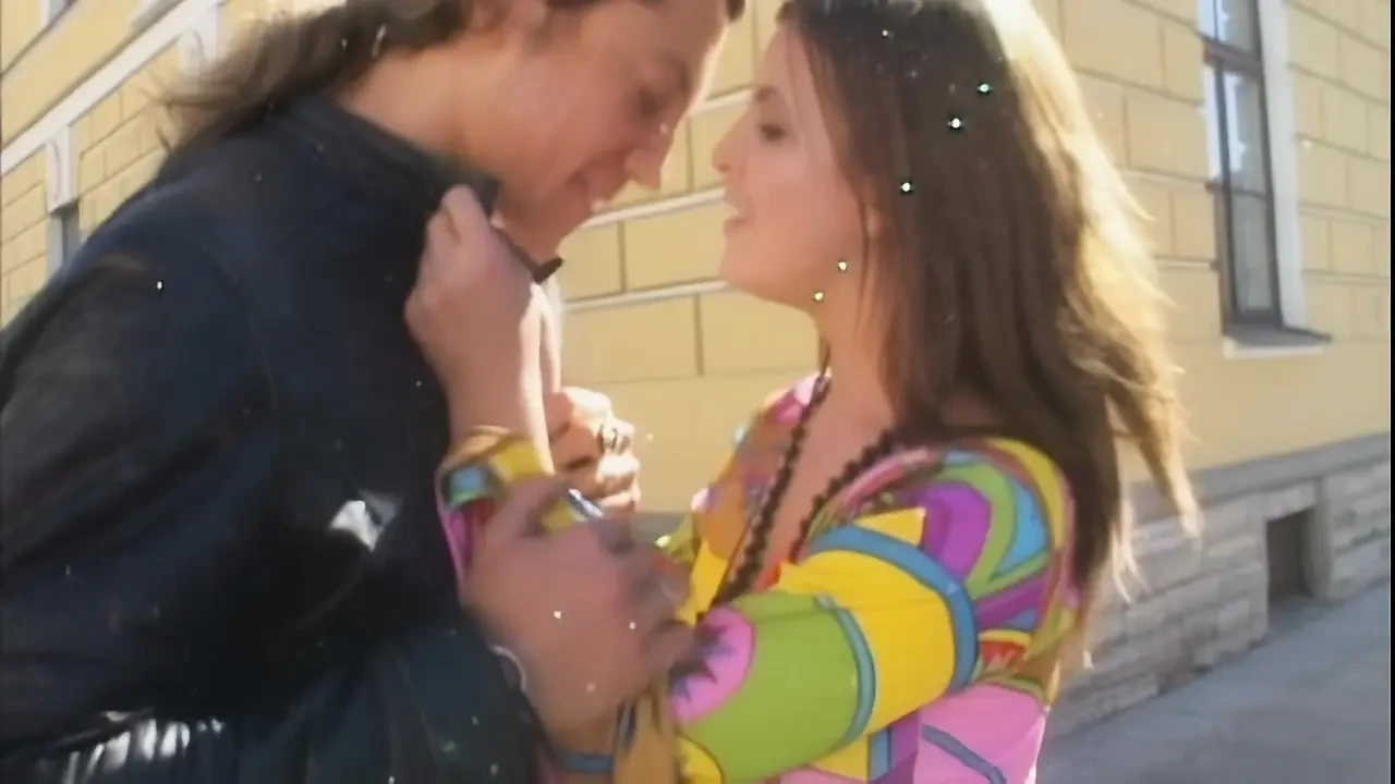 สาวสุดฮอตในถุงน่องโดนควยใหญ่ขย่มหีอย่างหนัก