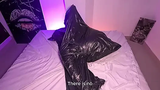 Gadis sange dengan semok ini lagi sange dan nafasnya!
