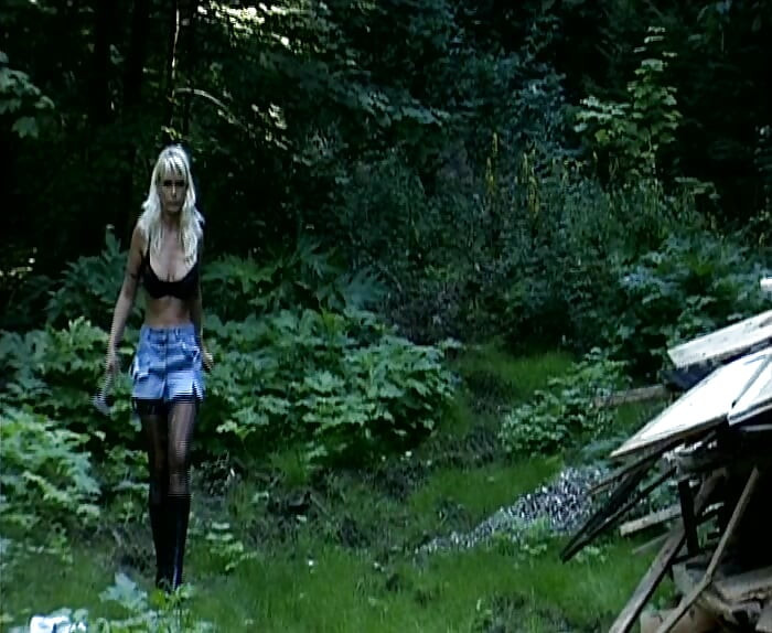 Blonde German Hot Mom with Naturals Gets Pounded Outdoors by