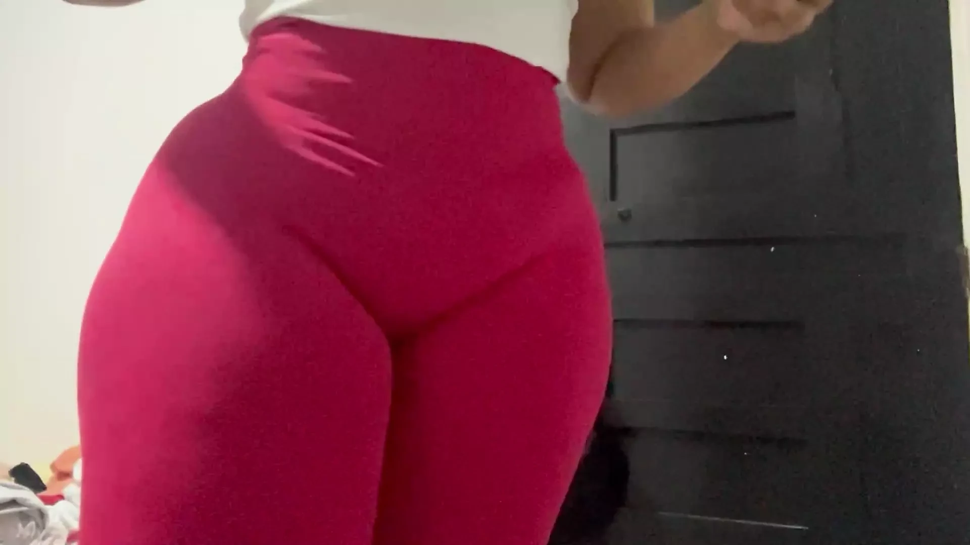 Thick neighbor bbw changing clothes finds camera