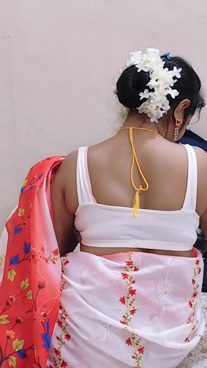Pehela Boishak Special -video. intialainen Kaunis Tyttö vitun vide Pasher Basar Bariwal Larka ko Sath Romanttinen Cudai... | Leike 2