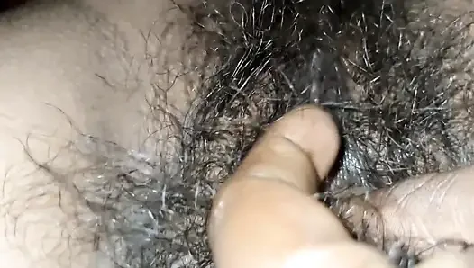 Bhabhi devar ko raat mein bulakar usse chudai