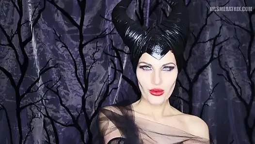 В Maleficenteyes...