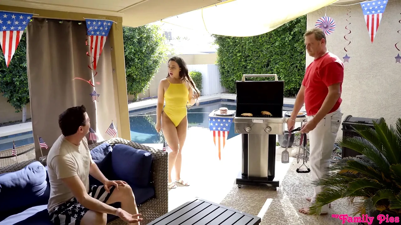 Fourth of July Family Fuck - S3:e3