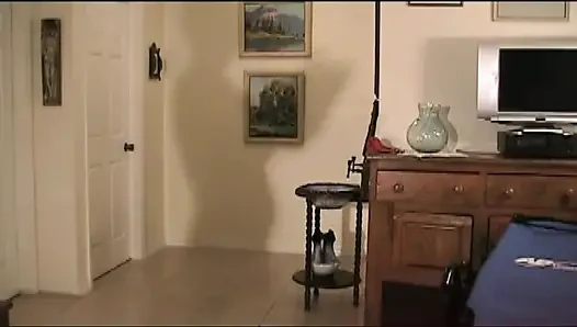 Klasik sert sürtük orta yaşlı seksi kadın candi annie noel boşalma eğlencesi