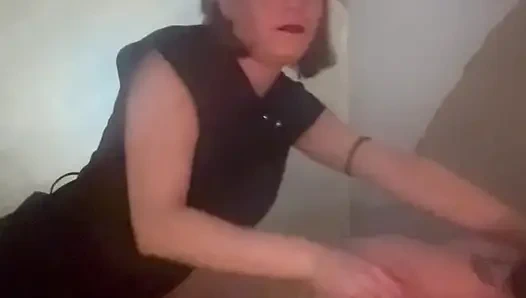 Das enorme schütteln