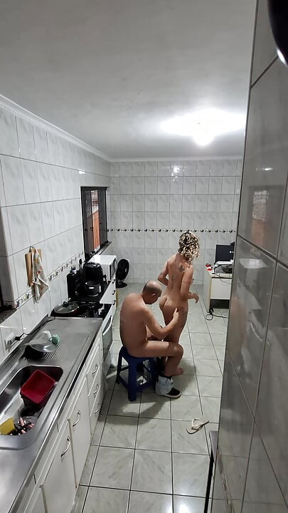 The maid agreed to get naked and receive an ejaculation on her face.